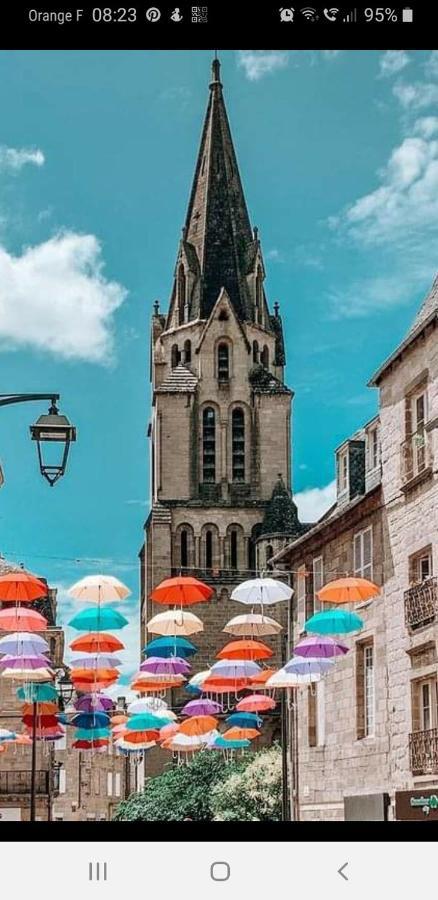 Chambre Climatisee Au Coeur De Brive Avec Televiseur Connecte Wifi Netflix Εξωτερικό φωτογραφία