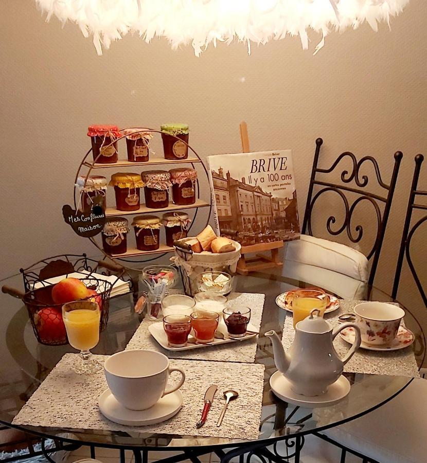 Chambre Climatisee Au Coeur De Brive Avec Televiseur Connecte Wifi Netflix Εξωτερικό φωτογραφία